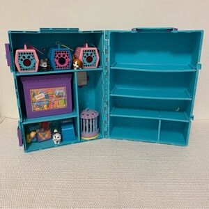 Almost complete vintage Littlest Pet Shop Store Carrying Case playset Kenner lps